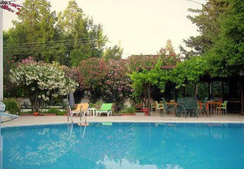 Bitez Otel Bodrum ภายนอก รูปภาพ